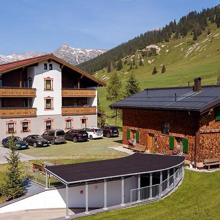 Gasthaus & Pension Alphorn Lech am Arlberg Zewnętrze zdjęcie