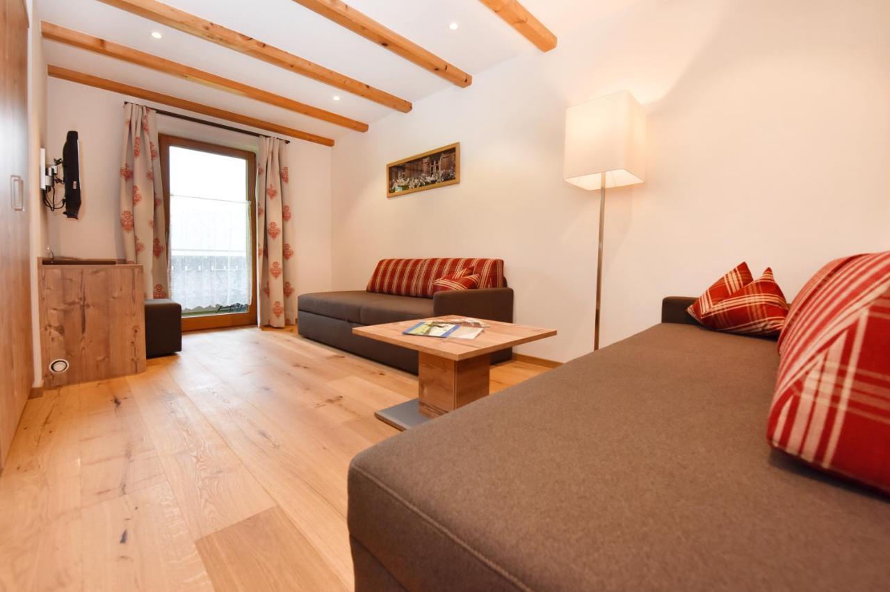 Gasthaus & Pension Alphorn Lech am Arlberg Zewnętrze zdjęcie