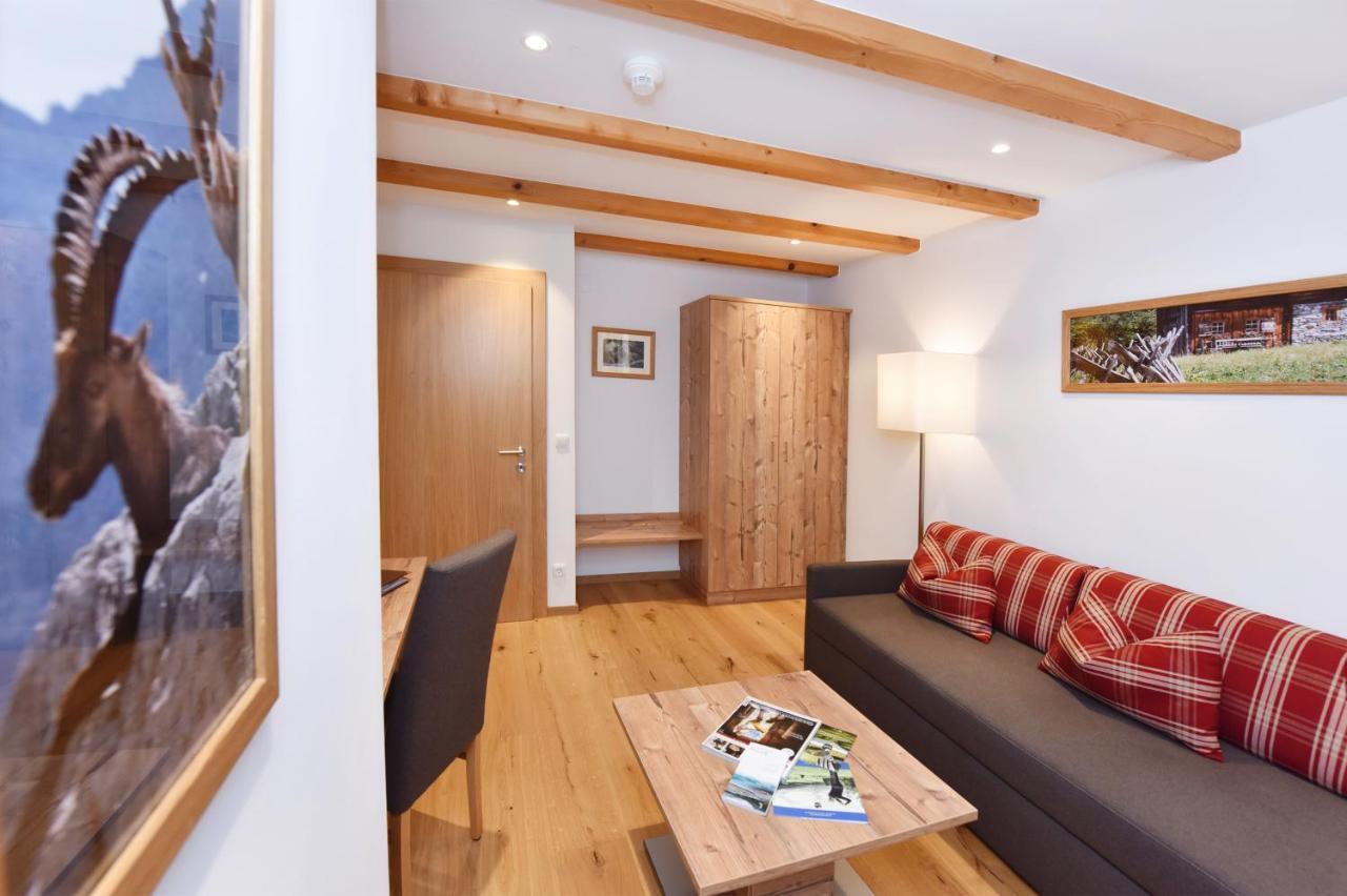 Gasthaus & Pension Alphorn Lech am Arlberg Zewnętrze zdjęcie