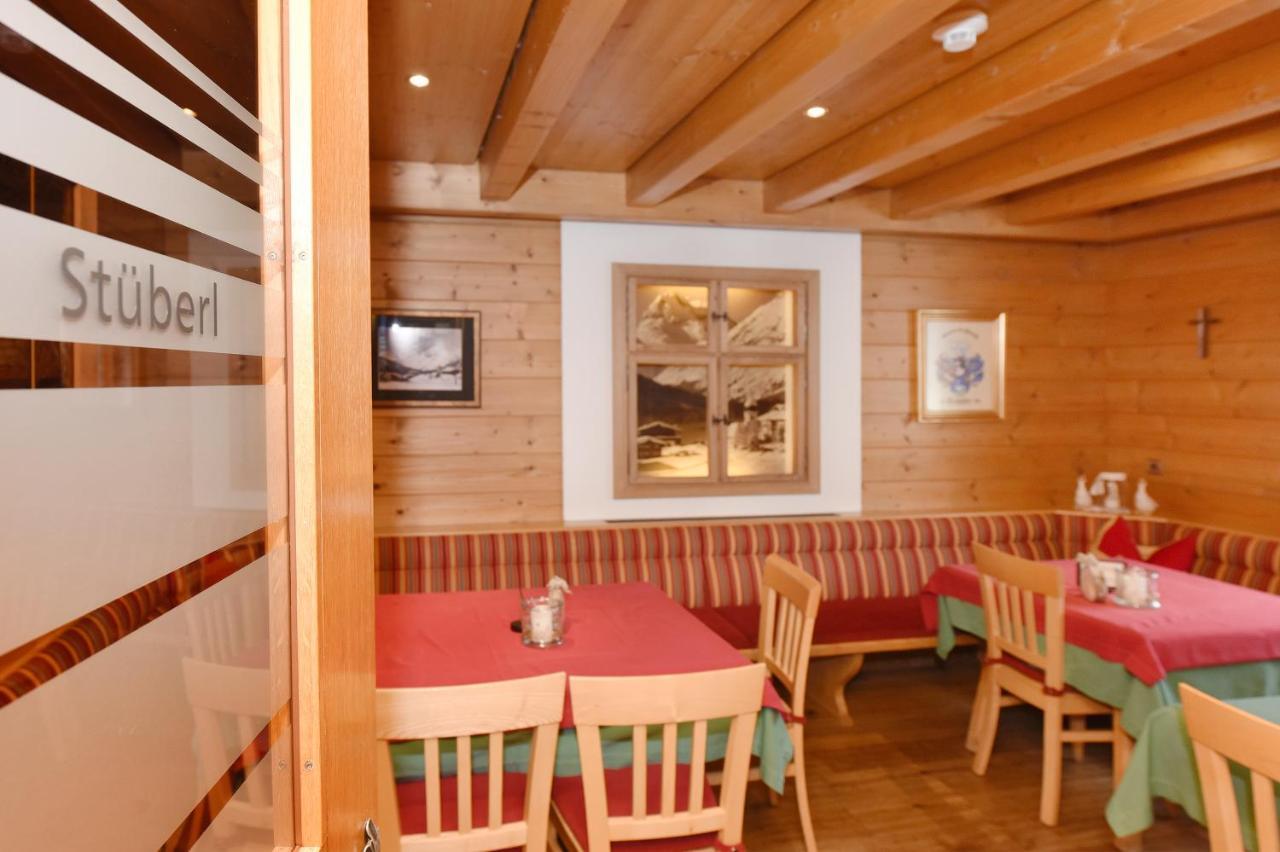Gasthaus & Pension Alphorn Lech am Arlberg Zewnętrze zdjęcie