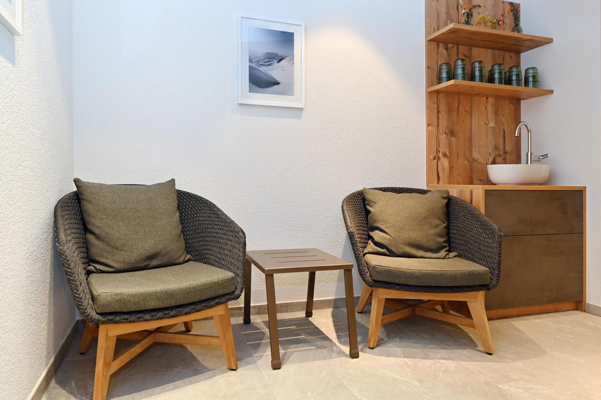 Gasthaus & Pension Alphorn Lech am Arlberg Zewnętrze zdjęcie