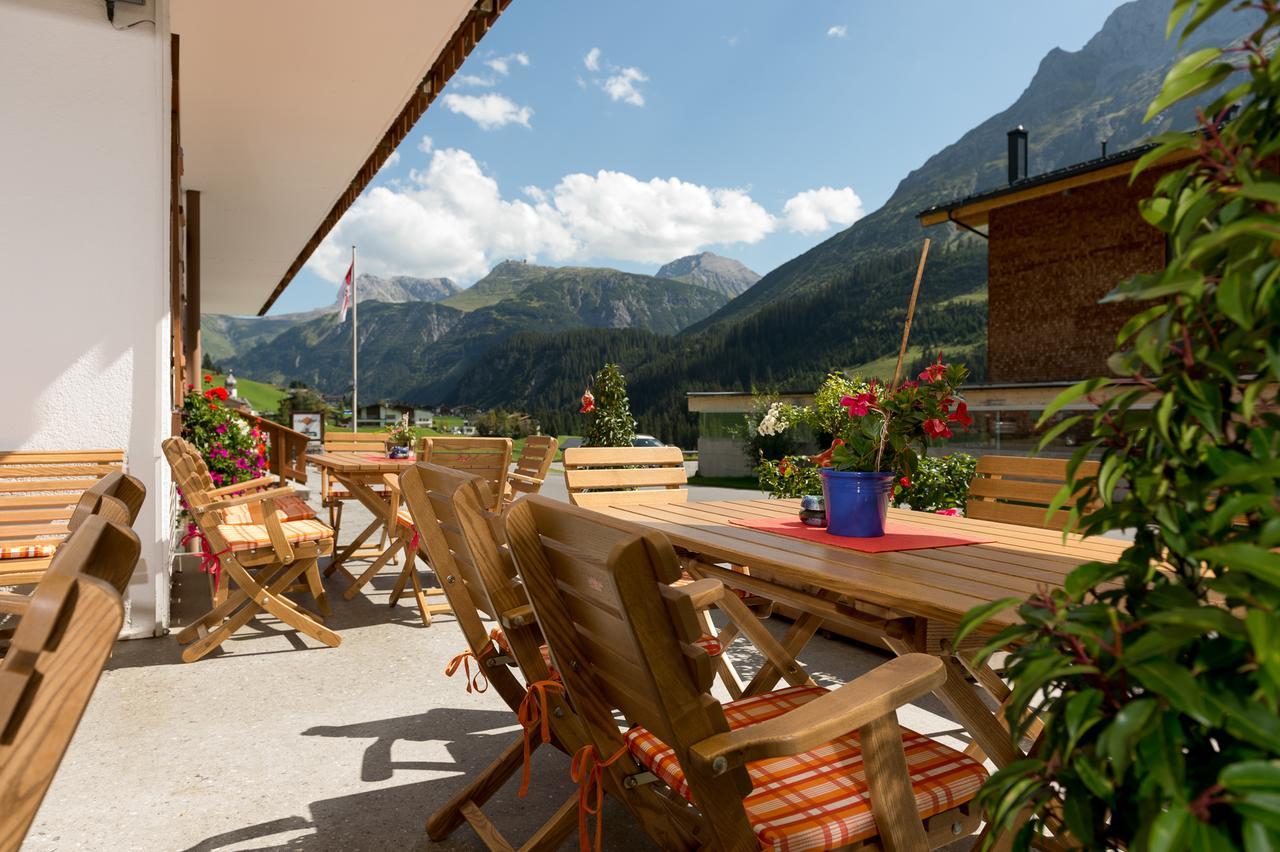 Gasthaus & Pension Alphorn Lech am Arlberg Zewnętrze zdjęcie